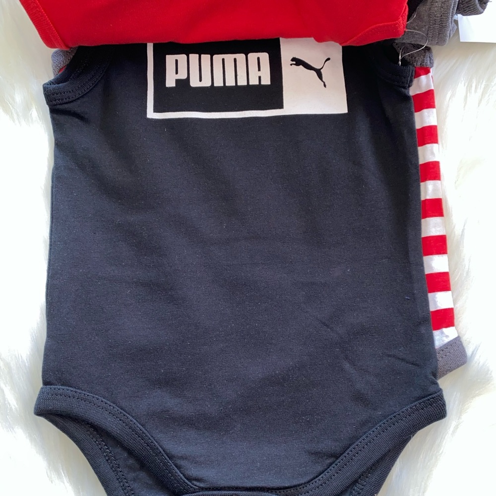 New 5 pack Puma Onesies - Picture 6 of 6